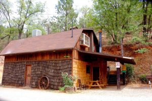 Yosemite Bug Guest Barn